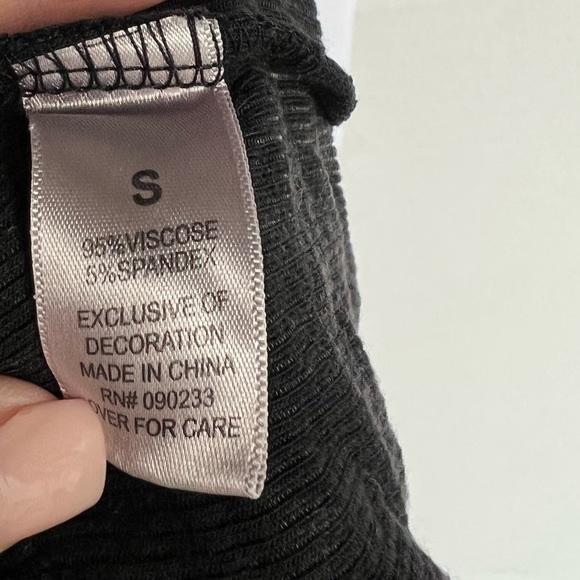 Cropped Tank - Picture 3 of 4